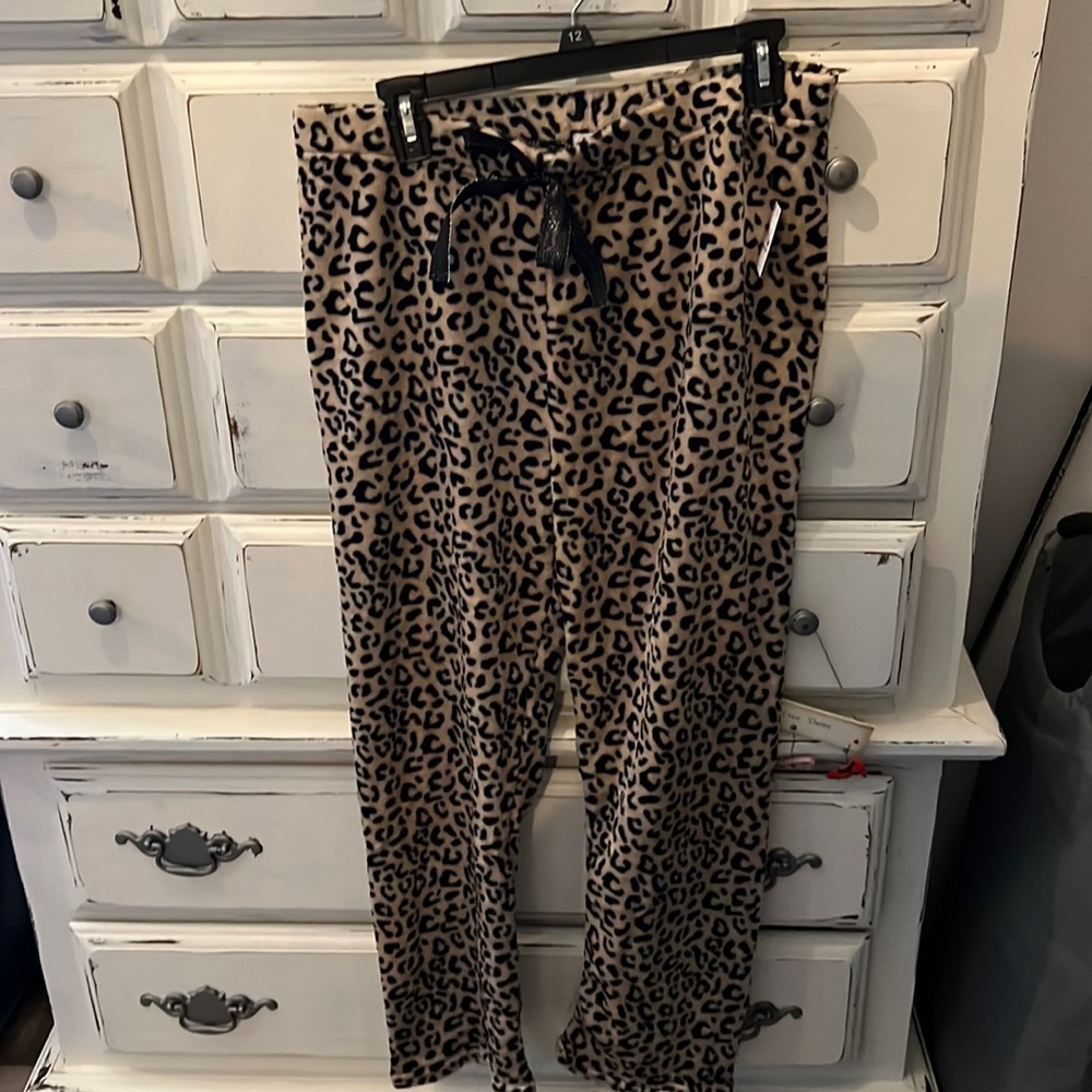 NWT NYC Underground Leopard Print Lounge Pants